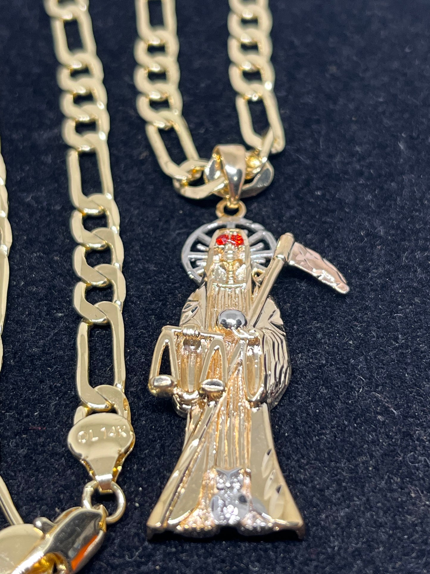 Cadena de la Santa Muerte